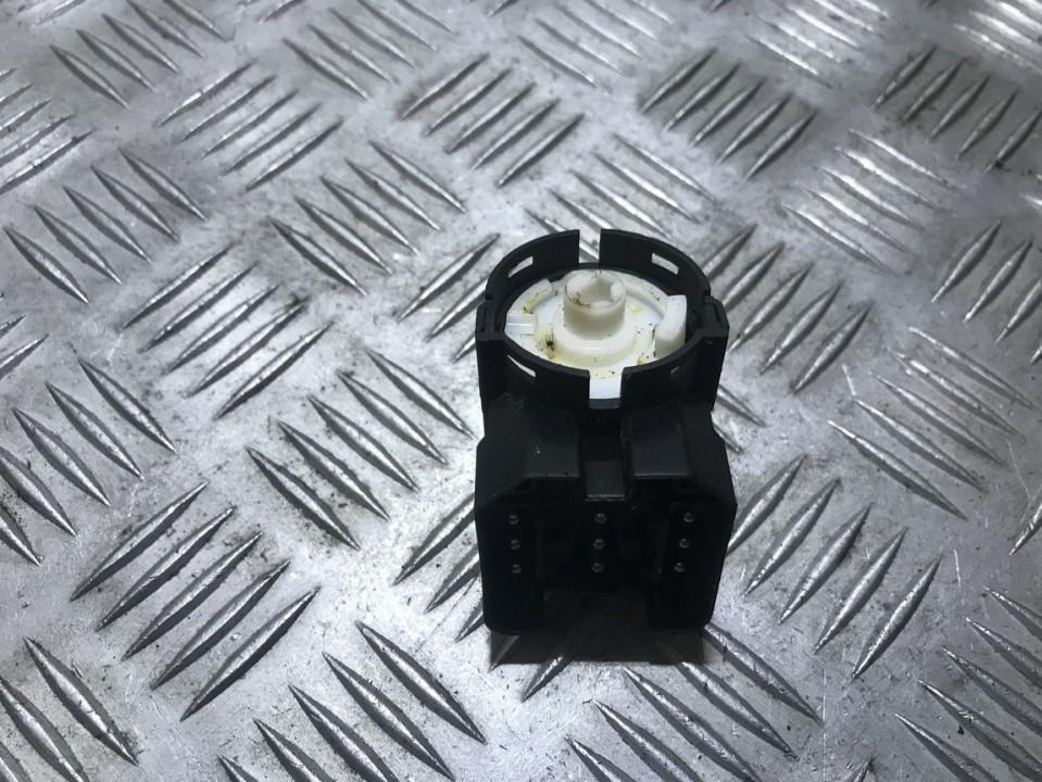 8363706 BMW 3-Series 2001 Uzvedimo spynos kontaktine grupe