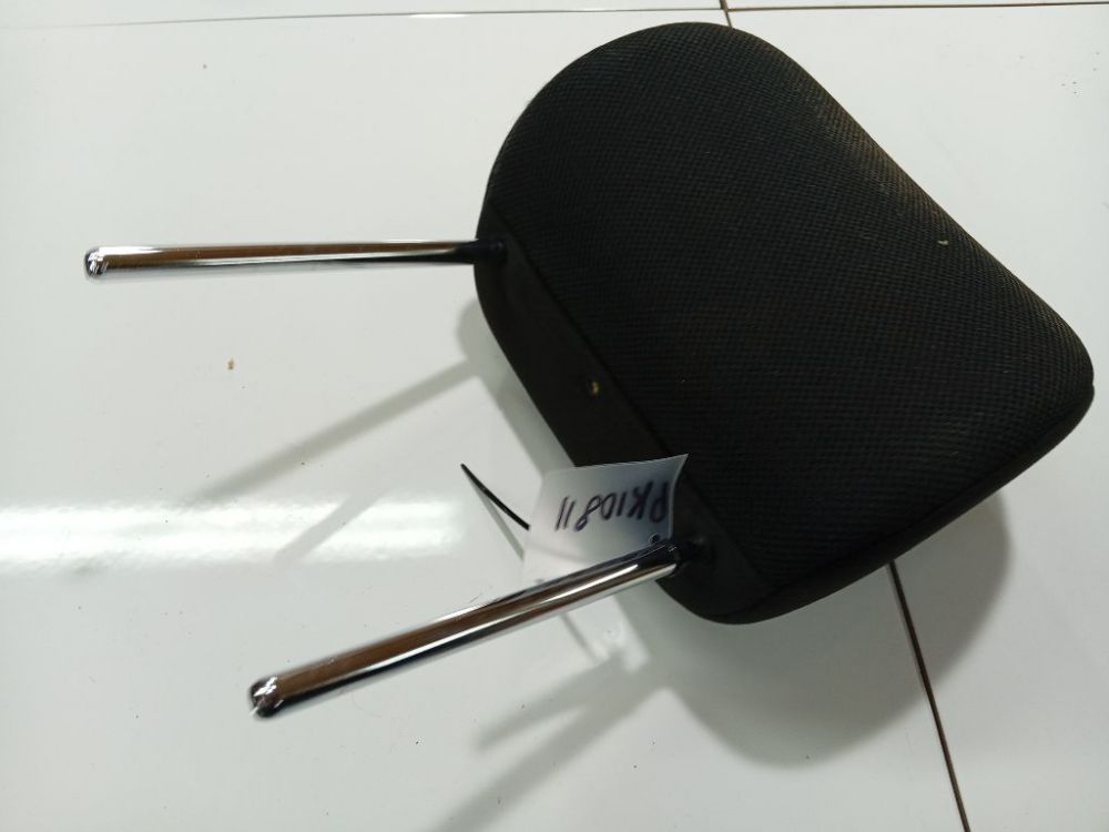 Daihatsu Materia 2010 Zagłówek fotela