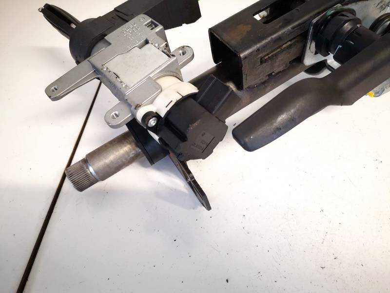 8673073 Volvo XC 90 2004 Uzvedimo spyna - Thumbnail 2