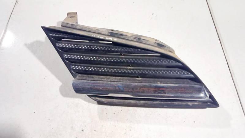 62320AU300 Nissan Primera 2003 Bumper Grille - FRONT RIGHT