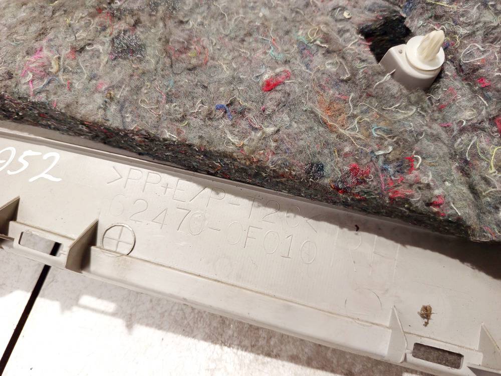 624700F010 Toyota Corolla Verso 2005 Salono apdaila (plastmases) - Thumbnail 3