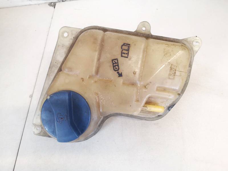8D0121403L Volkswagen Passat 2000 Expansion Tank coolant (RADIATOR EXPANSION TANK BOTTLE )