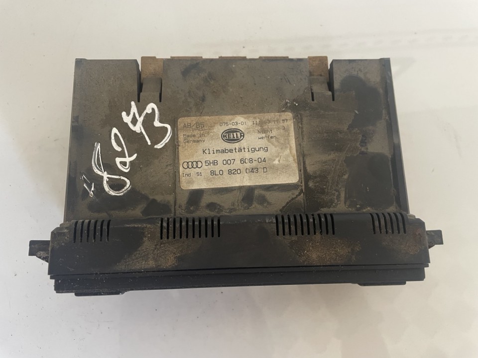 8L0820043D Audi A4 1997 Klimata vadības panelis (sildītāja vadības slēdži) - Thumbnail 2