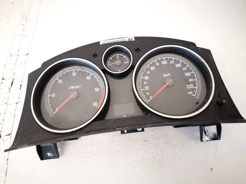 13216684 Opel Zafira 2006 Speedometers - Cockpit - Speedo Clocks Instrument