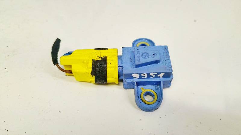 1K0955557A Volkswagen Golf 2004 Srs Airbag crash sensor