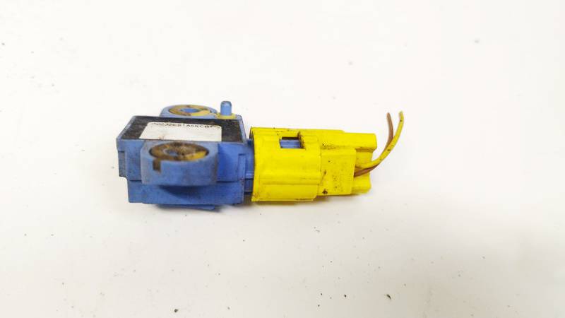 1K0955557A Volkswagen Golf 2004 Srs Airbag crash sensor - Thumbnail 3