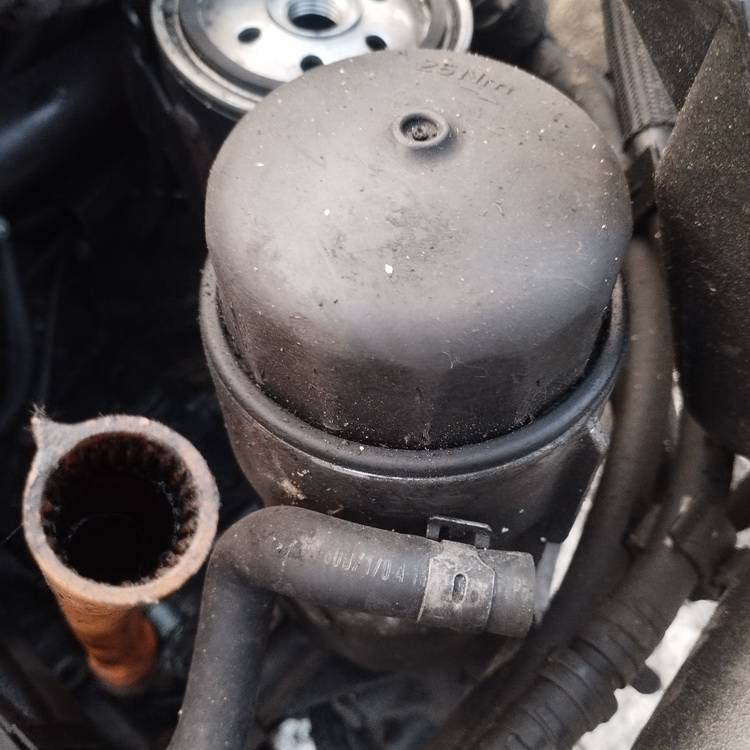 Audi A4 2001 Obudowa filtra oleju - Thumbnail 2