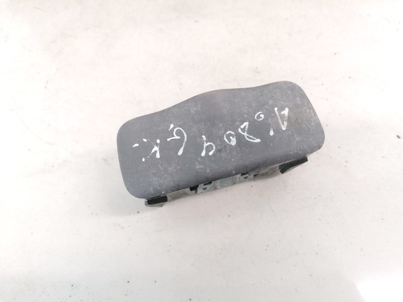 0476303 Chrysler Voyager 2001 Pelnu trauks