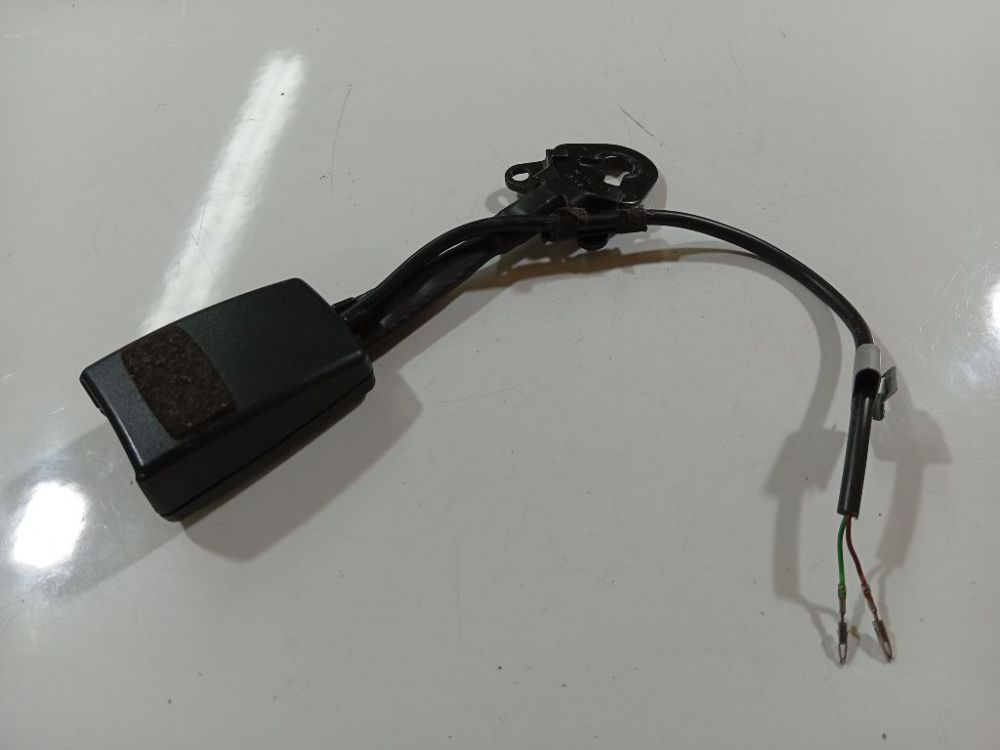 8E0857755D Audi A3 1997 Hebilla del cinturón - DELANTERO DERECHO - Thumbnail 3