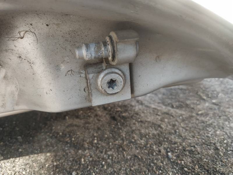 Seat Cordoba 2000 Door Hinge - FRONT - Thumbnail 2