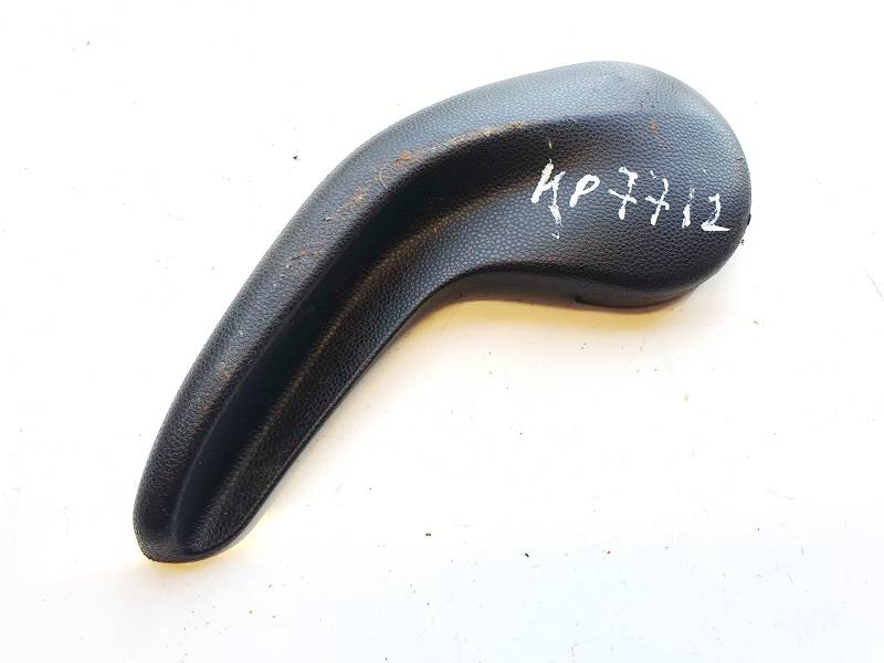 BP4K88663 Mazda 3 2004 PLASTICOS-Otros repuestos del interior - Thumbnail 2