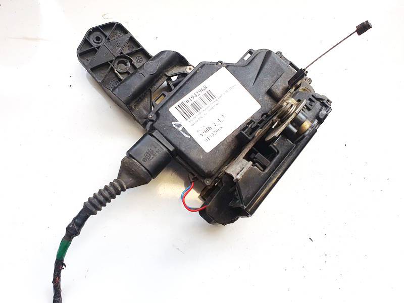 3B0837867 Volkswagen Passat 1997 Oven Lukko - EDESSÄ VASEMMALLA