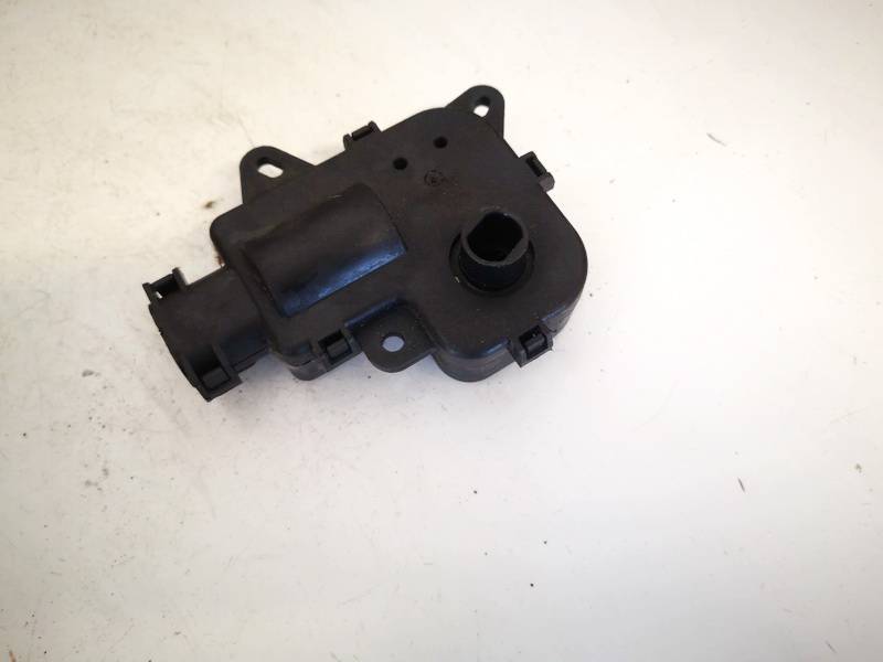 7701206536 Renault Espace 2004 Lämmittimen läppämotor - Thumbnail 3