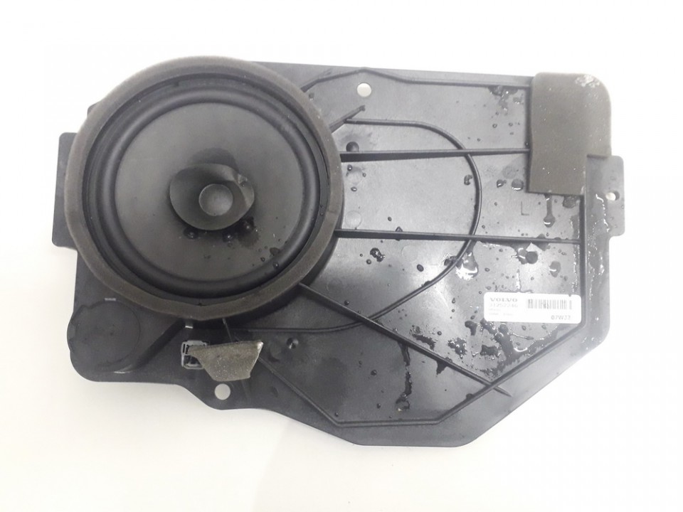 31252246 Volvo C30 2008 Speaker (audio)
