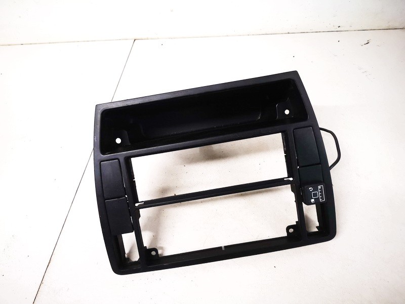 3B0858069K Volkswagen Passat 1998 Салон накладка