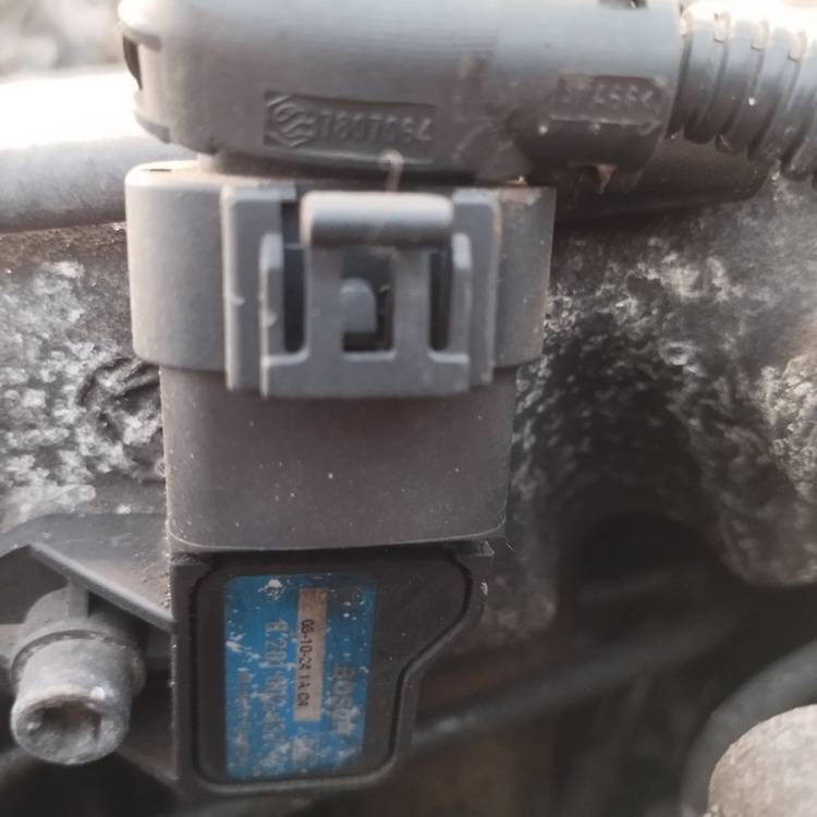 0281002437 Opel Zafira 2005 Czujnik ciśnienia powietrza – MAP - Thumbnail 2