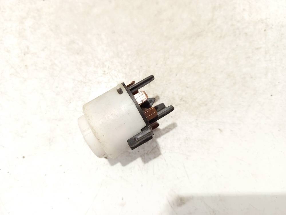 4B0905849 Volkswagen Passat 1993 Ignition Starter Switch - Thumbnail 2