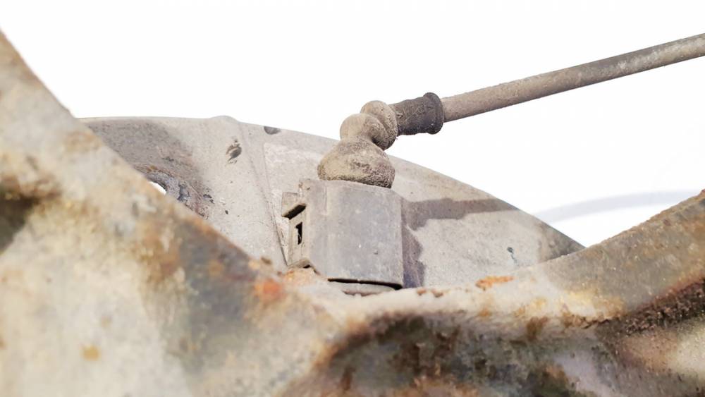 Volkswagen Touareg 2005 laidai (pravodke)