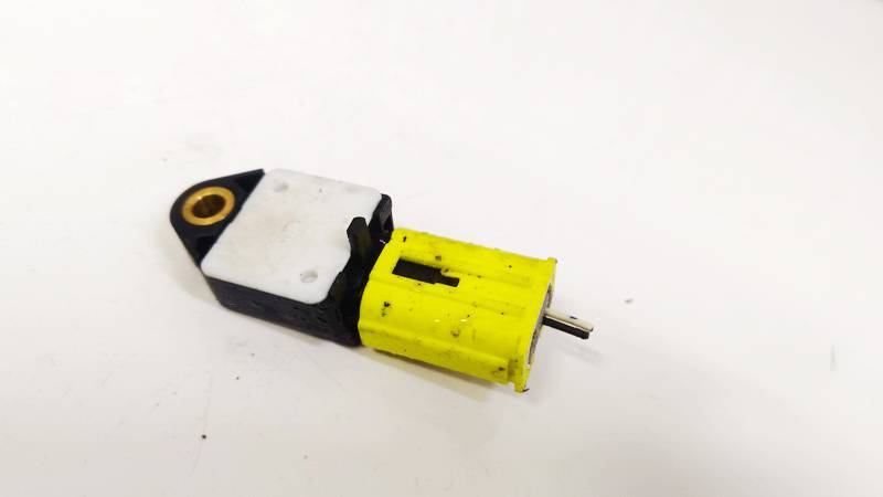 8983102080 Toyota Corolla 2012 Srs Airbag crash sensor - Thumbnail 3