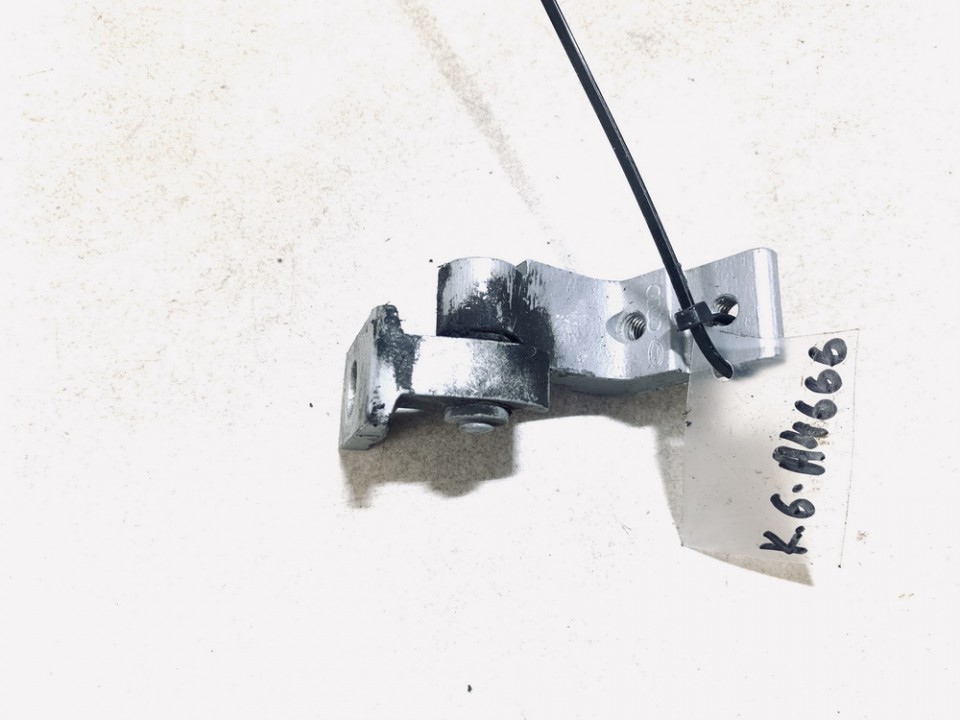 Audi A6 1998 Aizmugurējo durvju eņģe - AIZMUGURE - Thumbnail 2