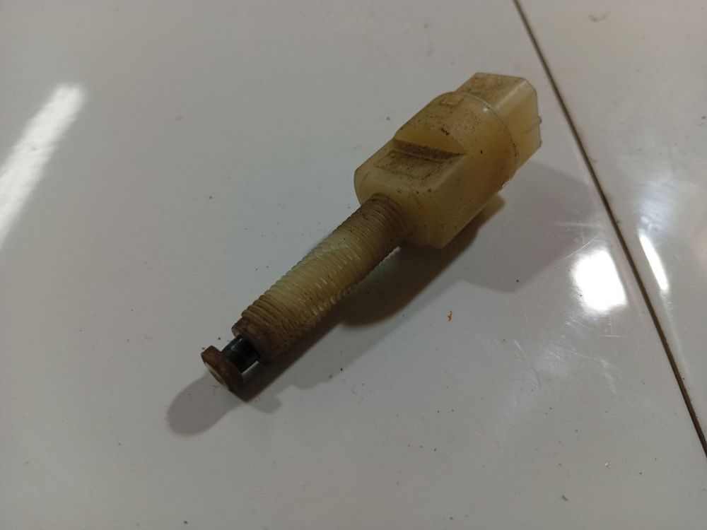 4A0945515A Volkswagen Passat 1999 Brake Light Switch (sensor) - Switch (Pedal Contact)