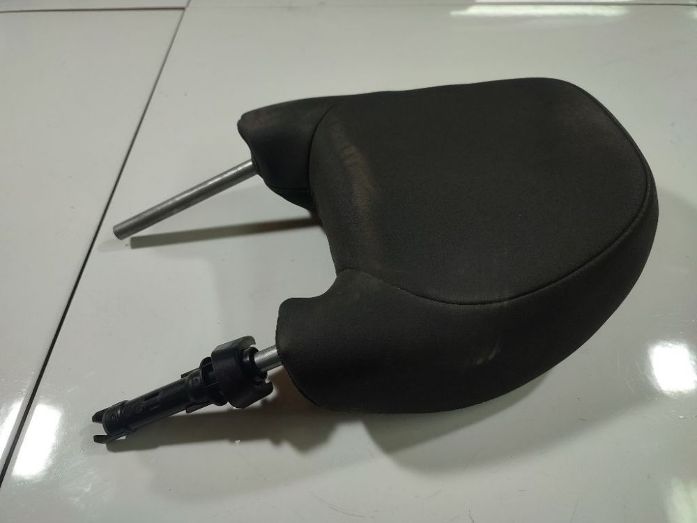 Volvo V50 2005 подголовник - Thumbnail 3