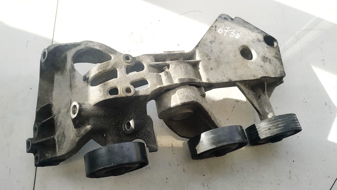 AXXX202XX40 Mercedes-Benz A-CLASS 2000 Engine Mount Bracket and Gearbox Mount Bracket