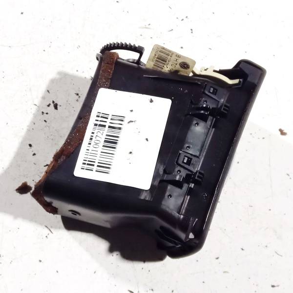 Toyota Corolla 2005 Dash Vent (Air Vent Grille) - Thumbnail 2