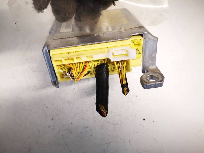 8917042201 Toyota RAV-4 2007 Airbag crash sensors module - Thumbnail 3