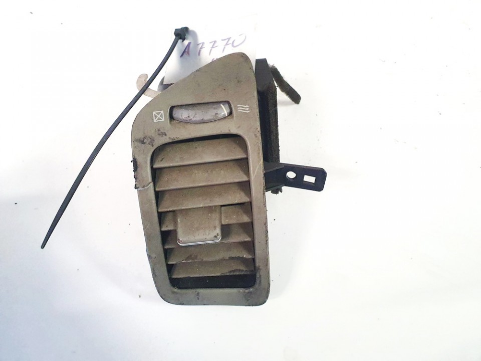8761AV601PJ05 Nissan Primera 2002 Dash Vent (Air Vent Grille)