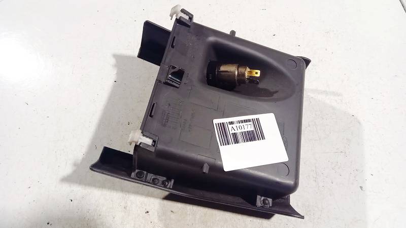 3M5X17060B03AEW Ford C-MAX 2004 Wykończenie wnętrza (plastikowe elementy) - Thumbnail 2