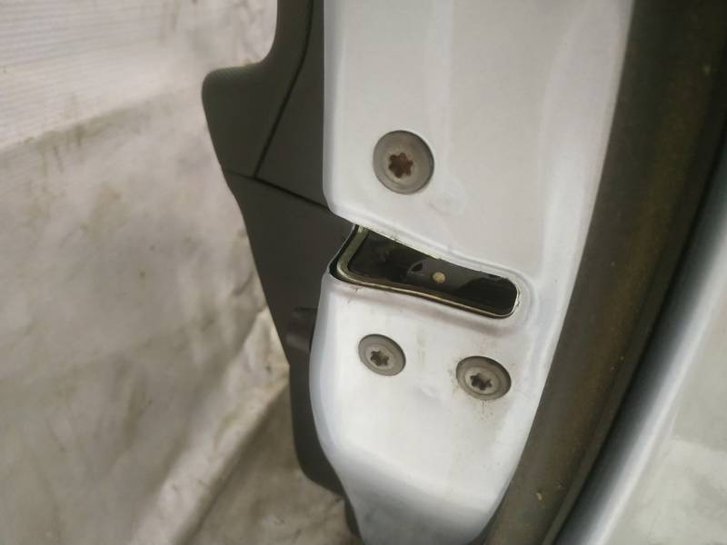 Toyota Auris 2008 Door Lock Mechanism - FRONT RIGHT - Thumbnail 2