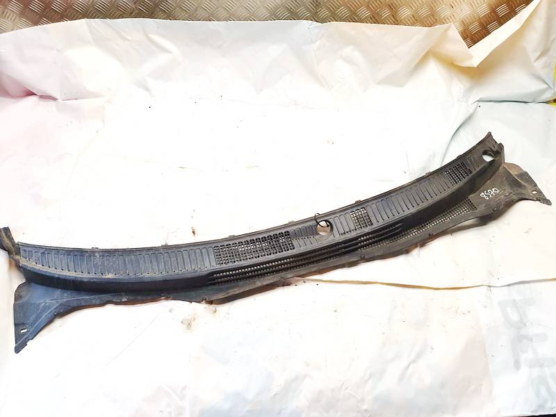 5578153020 Lexus IS - CLASS 2000 Wiper Muolding - FRONT