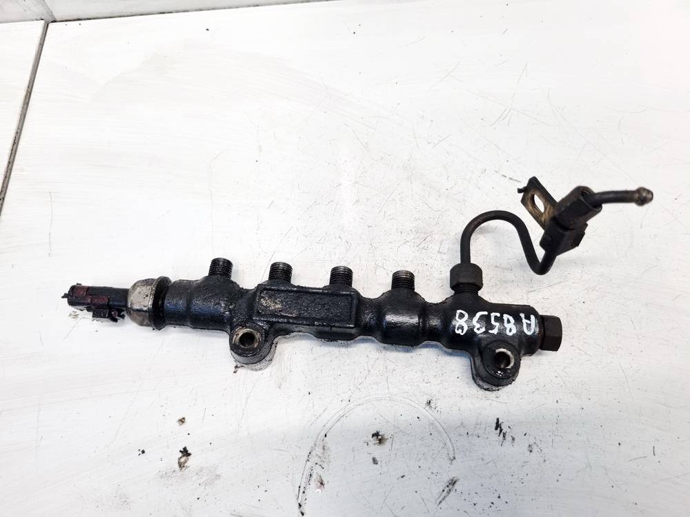9654592680 Volvo S60 2003 Fuel injector rail (injectors)(Fuel distributor)