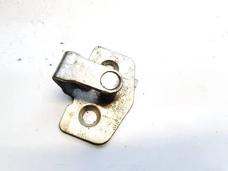 6608 Opel Astra 2006 Oven lukon vastakappale - TAKANA