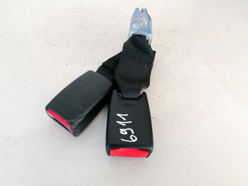 used used Seat belt holder (Seat belt Buckle) rear middle Mazda 3 2010 1.6L 5EUR EIS01323022