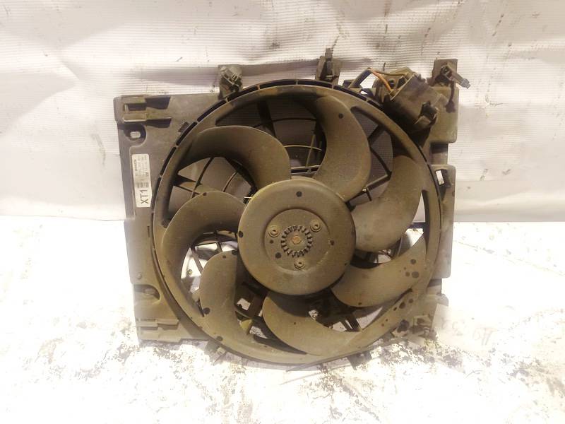 13132559 Opel Zafira 2006 Diffuser, Radiator Fan