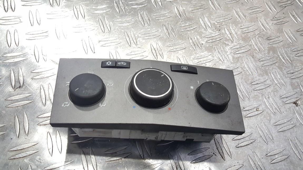 13201300 Opel Zafira 2006 Commande chauffage