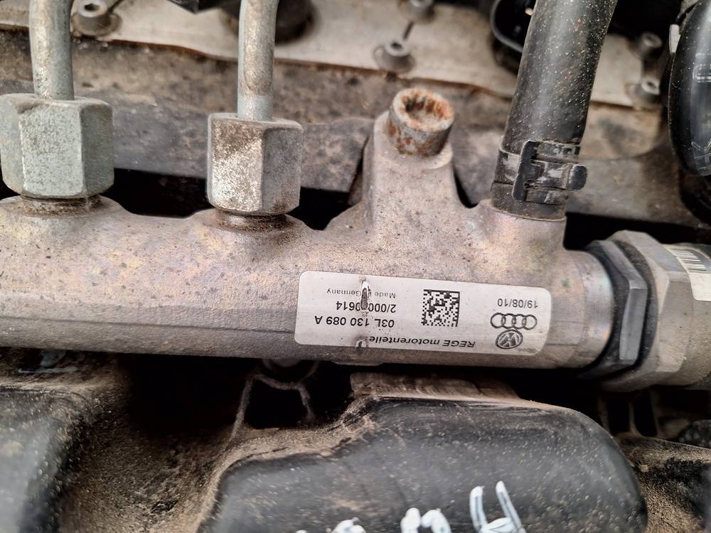 03L130089A Audi A4 2011 Fuel injector rail (injectors)(Fuel distributor) - Thumbnail 3