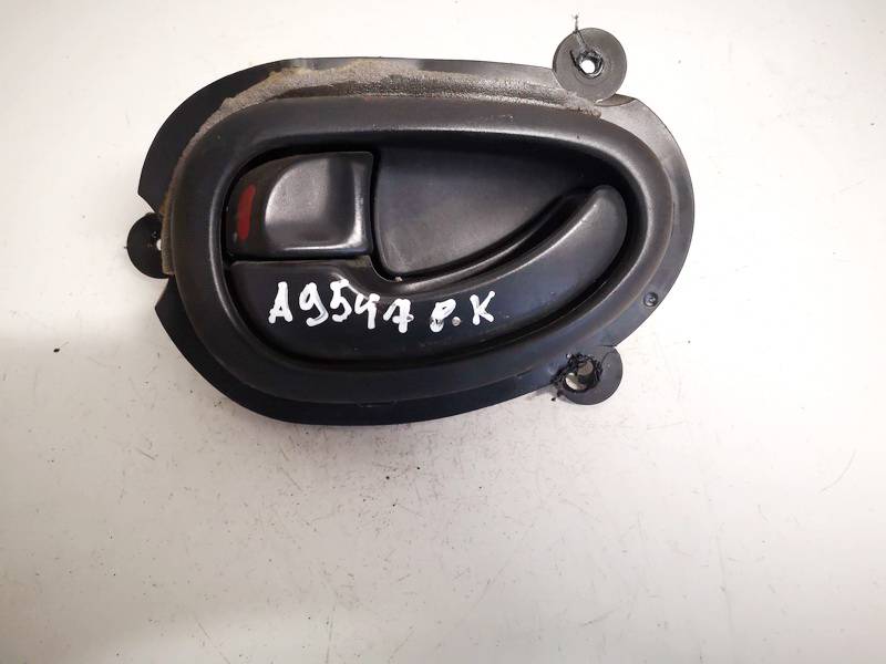 9616307577 Peugeot 406 1999 Door Handle Interior - FRONT LEFT