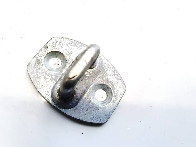 Toyota Yaris 2007 Ответная часть замка двери задний