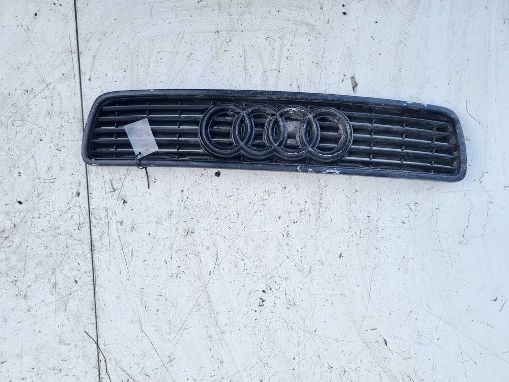 8D0853651 Audi A4 1995 Etusäleikkö - EDESSÄ