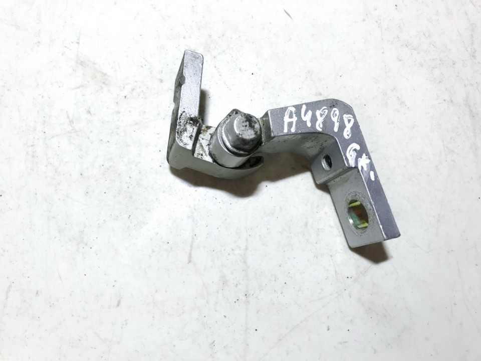 Volkswagen Passat 2002 Bisagra inferior de la puerta trasera - RETENEDOR PUERTA