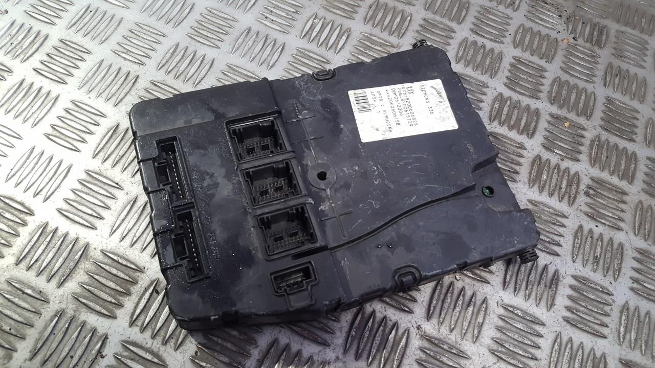 8200606828 Renault Scenic 2004 Komforto blokas