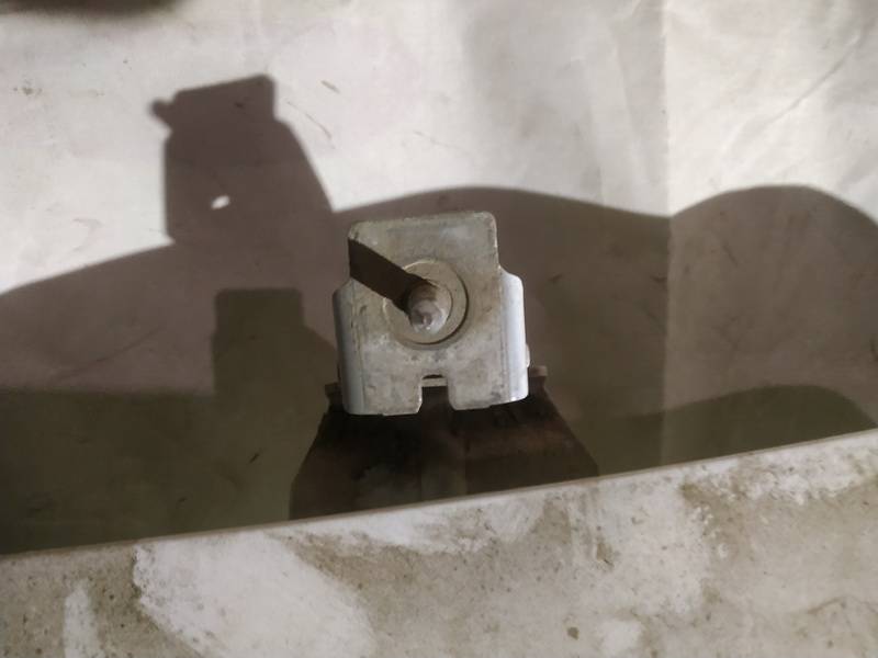 Peugeot 307 2002 Hood Hinges - REAR RIGHT - Thumbnail 2