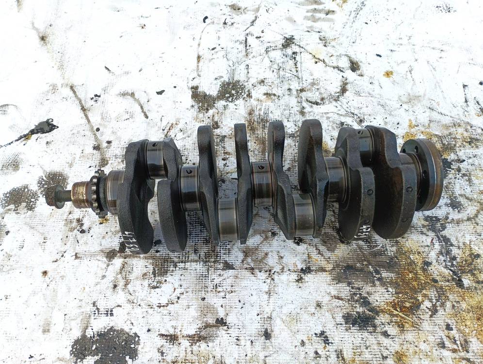 032J Skoda Octavia 1997 Wał korbowy