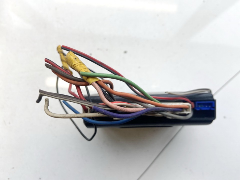 E2297RA0103516 Audi A4 1996 ALARM SENSOR MODULE UNIT - Thumbnail 3