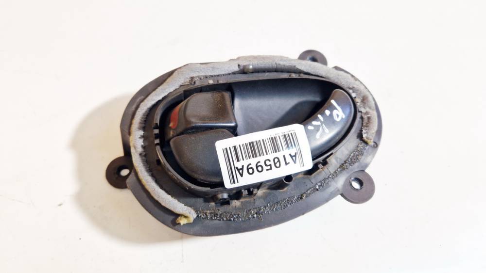 9616307577 Peugeot 406 1998 Door Handle Interior - FRONT LEFT
