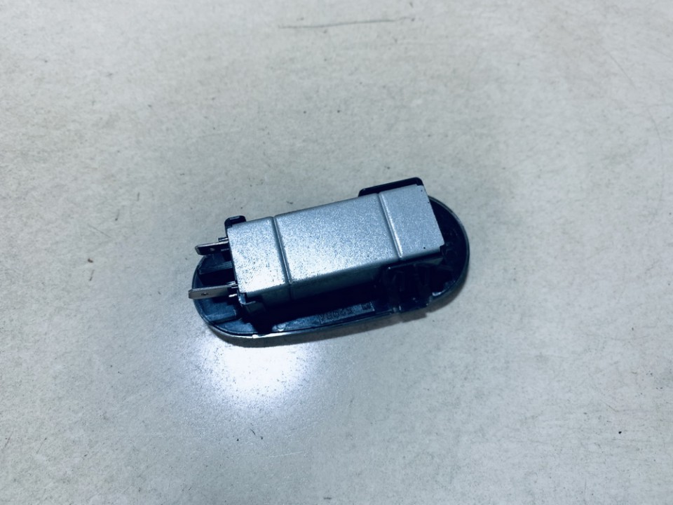 90508661 Opel Vectra 2001 Lampka wnętrza - Thumbnail 2