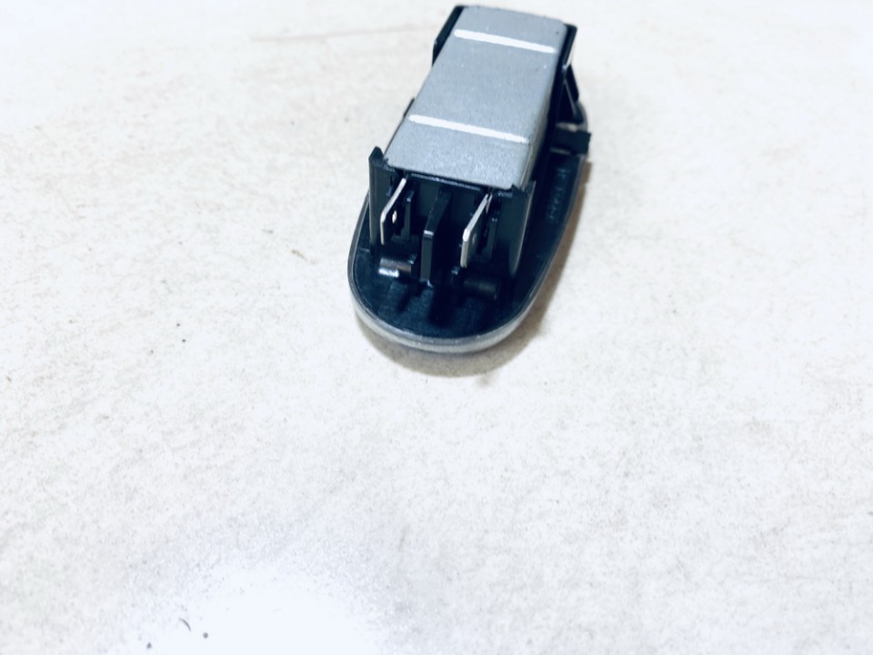 90508661 Opel Vectra 2001 Lampka wnętrza - Thumbnail 3